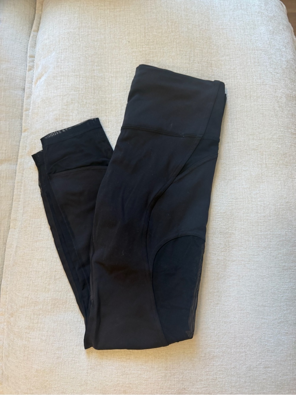 Lululemon women’s leggings with mesh sides